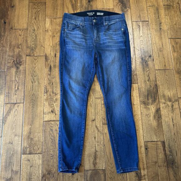 torrid Denim - Torrid Jeans Bombshell Skinny Premium Stretch Hi-Rise Denim Med Wash Womens 14